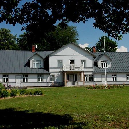 Отель Meke Mustkalni Экстерьер фото